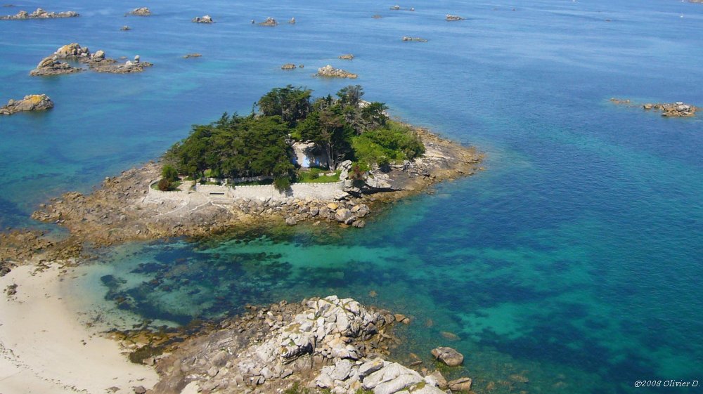 maison-islet, à Perharidy